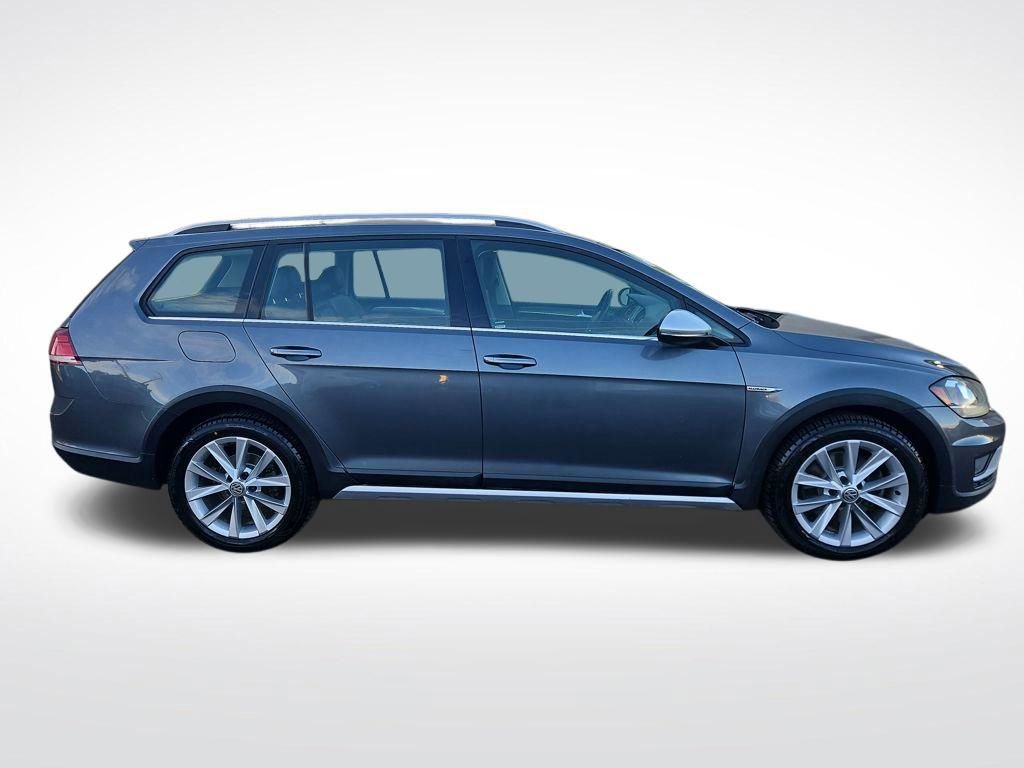 Used 2019 Volkswagen Golf Alltrack S AWD/4WD image 6