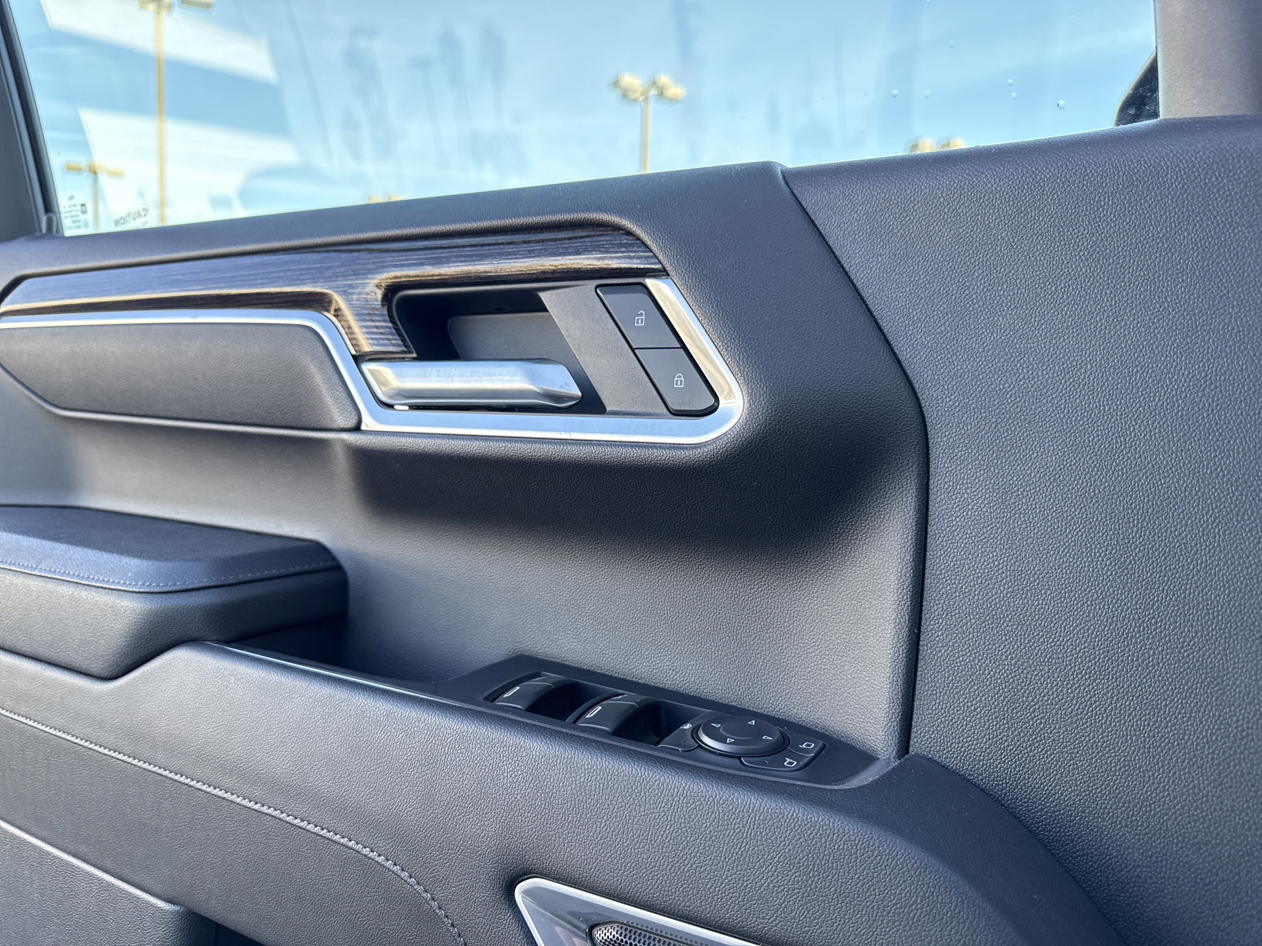 Used 2025 GMC Sierra 1500 Elevation w/ Elevation Premium Package image 13