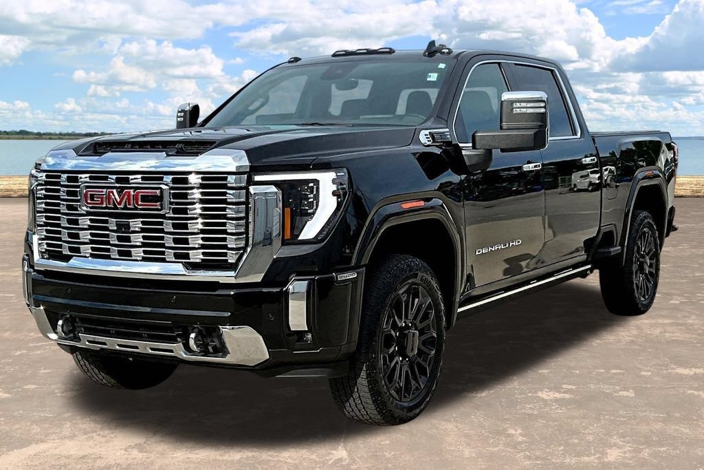 Used 2024 GMC Sierra 2500 Denali w/ Denali Reserve Package AWD/4WD image 4