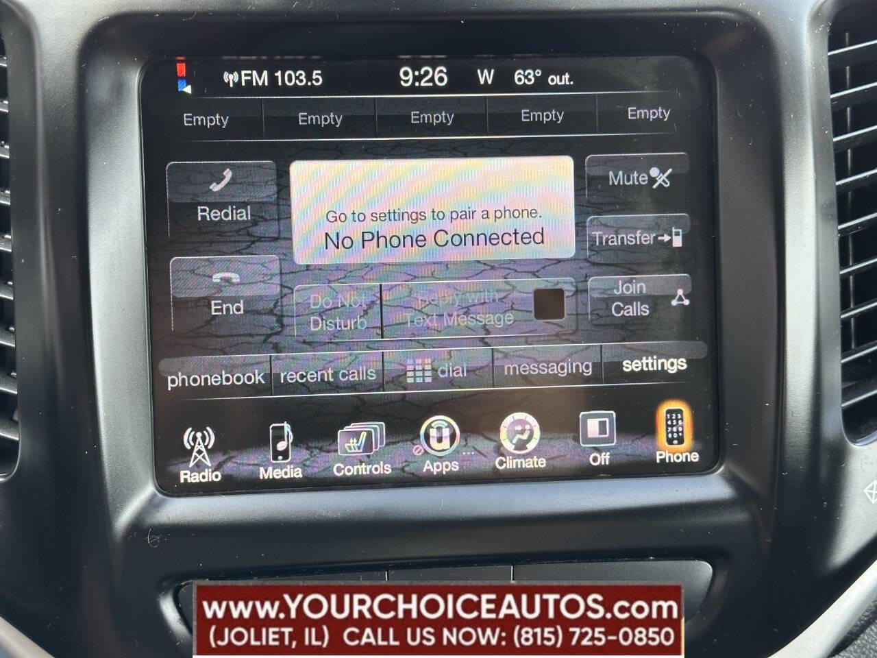 Used 2017 Jeep Cherokee Trailhawk w/ Cold Weather Group image 46