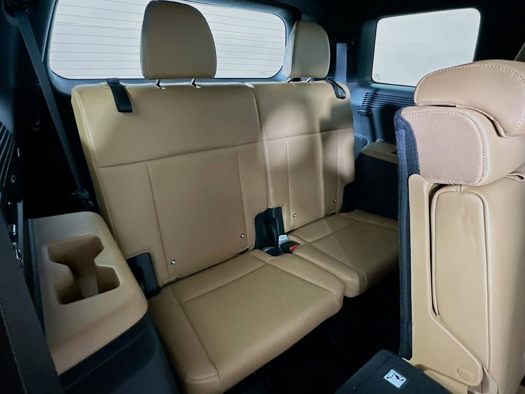 Used 2025 Hyundai Santa Fe Limited image 12