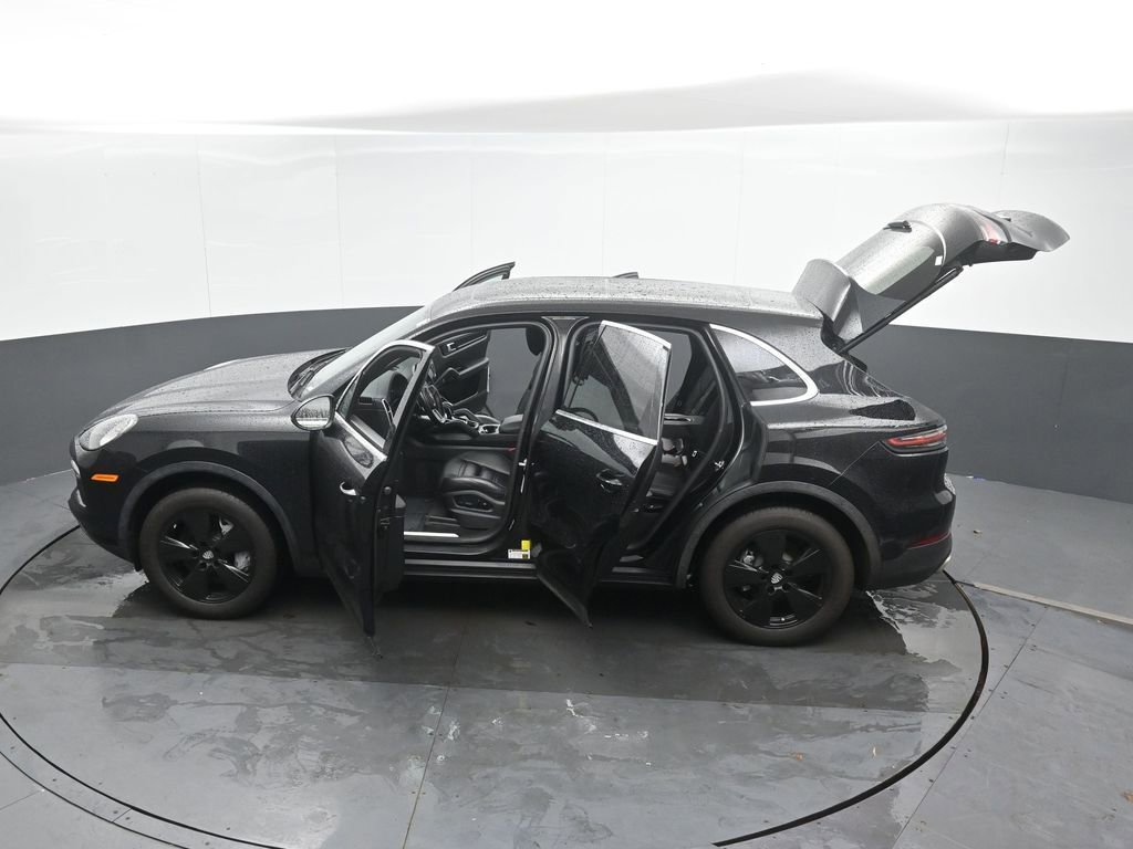 Used 2022 Porsche Cayenne AWD/4WD image 50