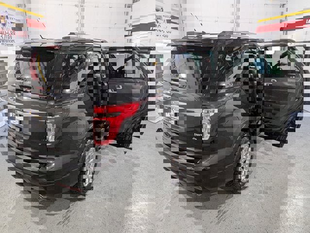 Used 2015 Ford Explorer XLT w/ Equipment Group 202B image 14