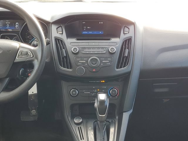 Used 2016 Ford Focus SE FWD image 27