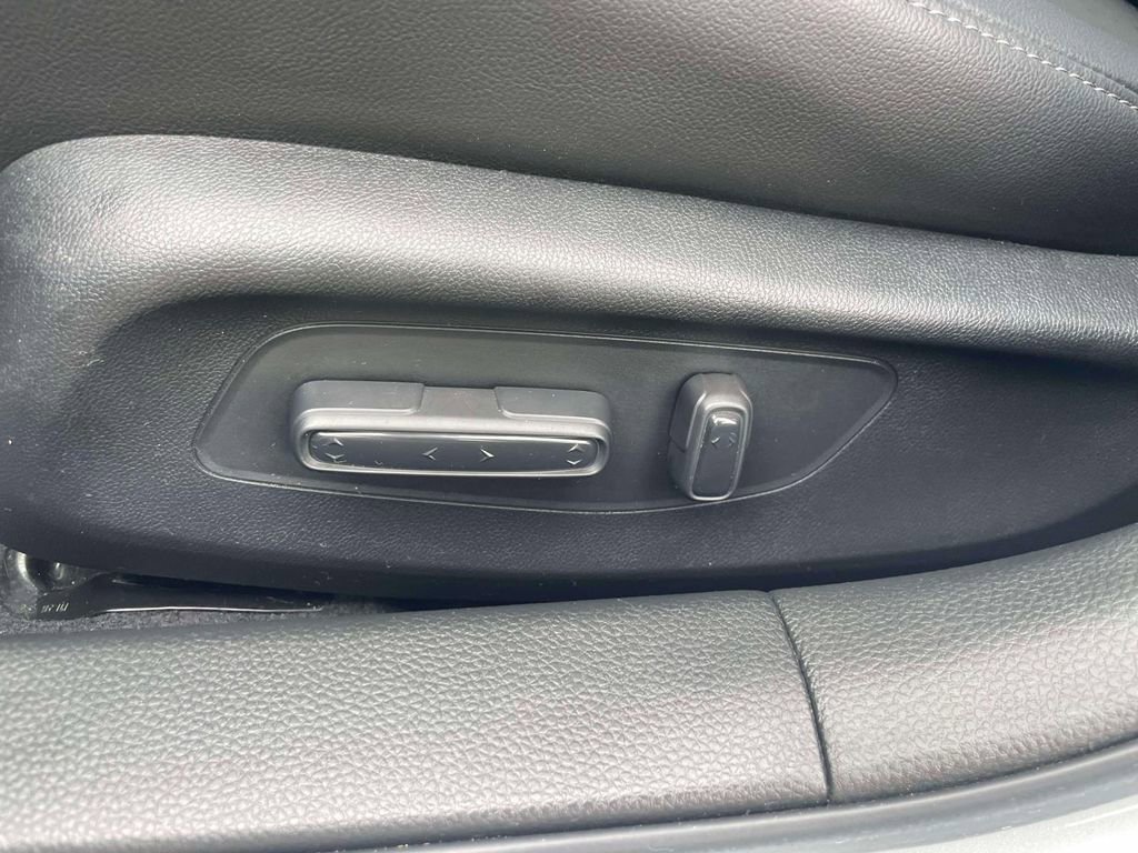 Used 2024 Honda Civic Touring image 16
