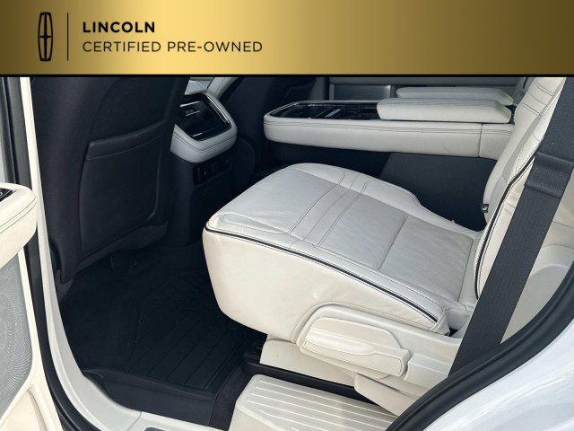 Certified 2022 Lincoln Navigator Black Label AWD/4WD image 11