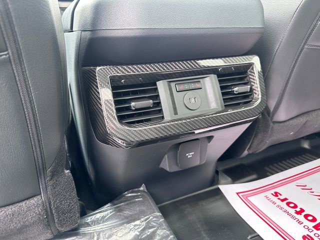New 2026 Ford F250 Lariat w/ Black Appearance Package AWD/4WD image 9