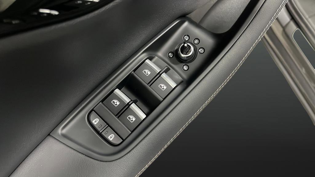 Used 2025 Audi Q7 3.0T Premium Plus w/ Premium Plus Package AWD/4WD image 21