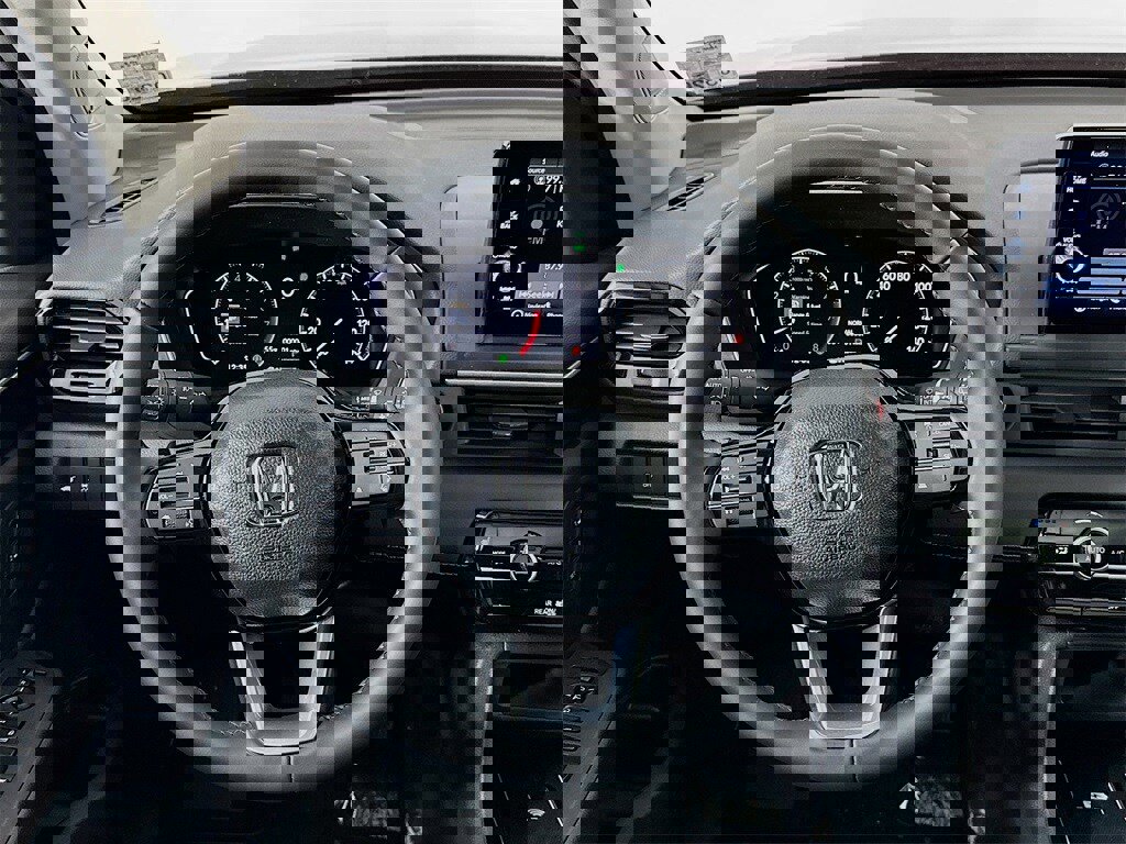 New 2025 Honda Pilot Touring image 18