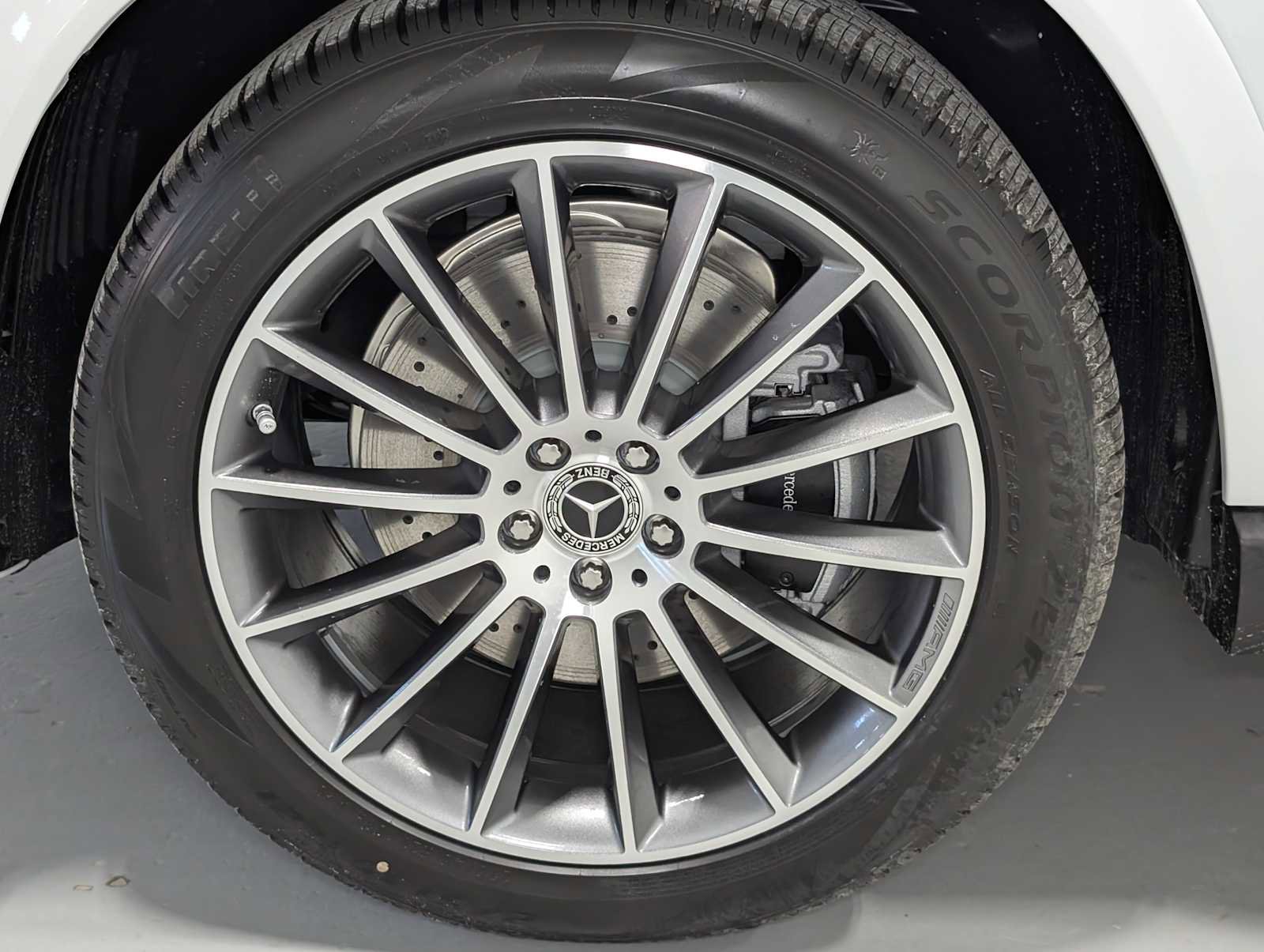 New 2026 Mercedes-Benz GLE 450 4MATIC image 3