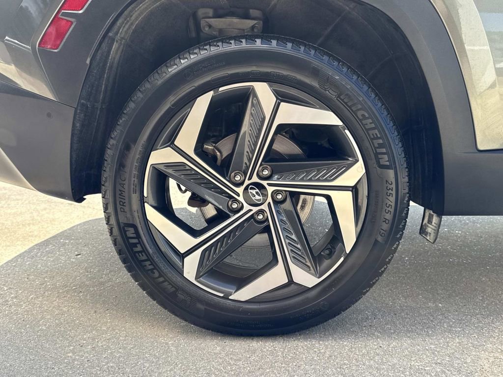 Used 2023 Hyundai Tucson Limited image 15