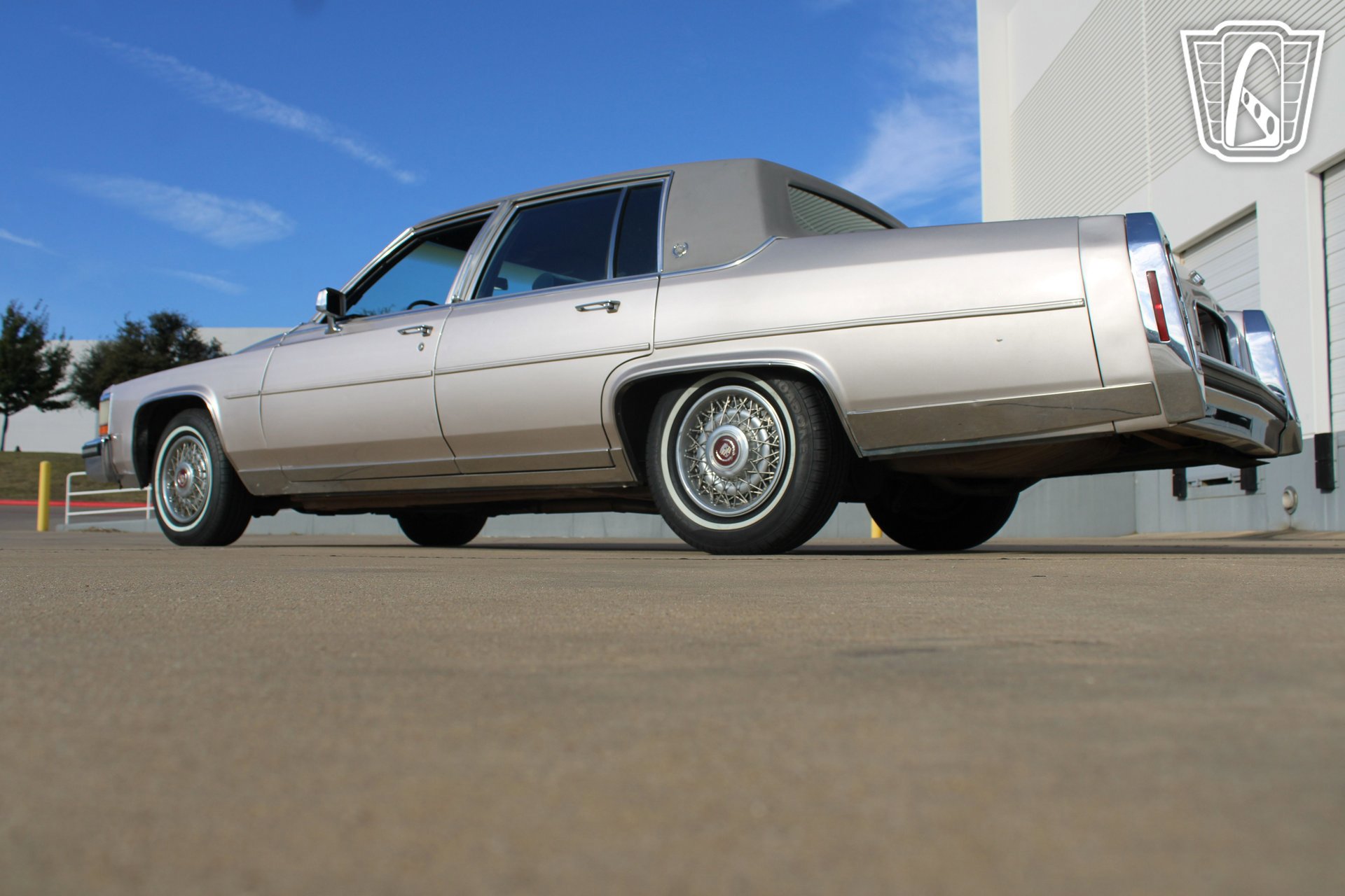Used 1987 Cadillac Brougham image 11