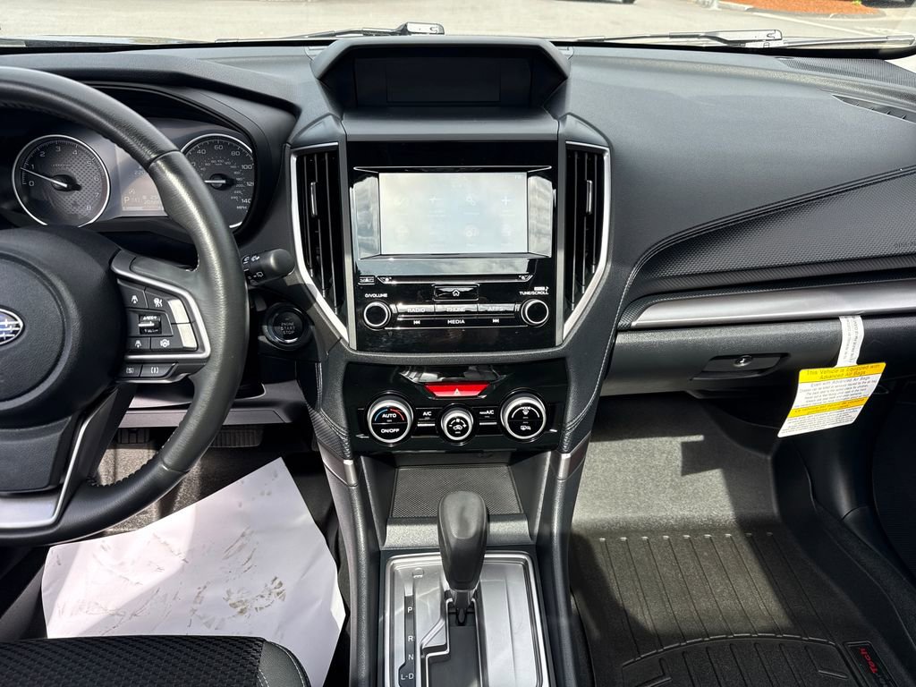Used 2023 Subaru Forester Premium AWD/4WD image 17