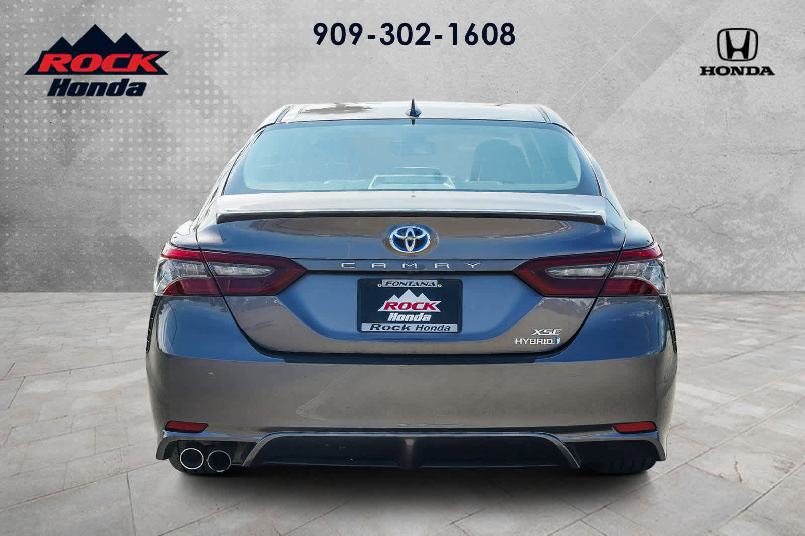 Used 2021 Toyota Camry XSE w/ Navigation Upgrade Package image 5