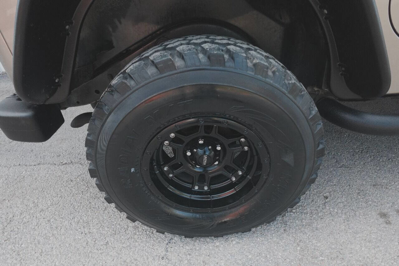 Used 2003 Jeep Wrangler X image 22
