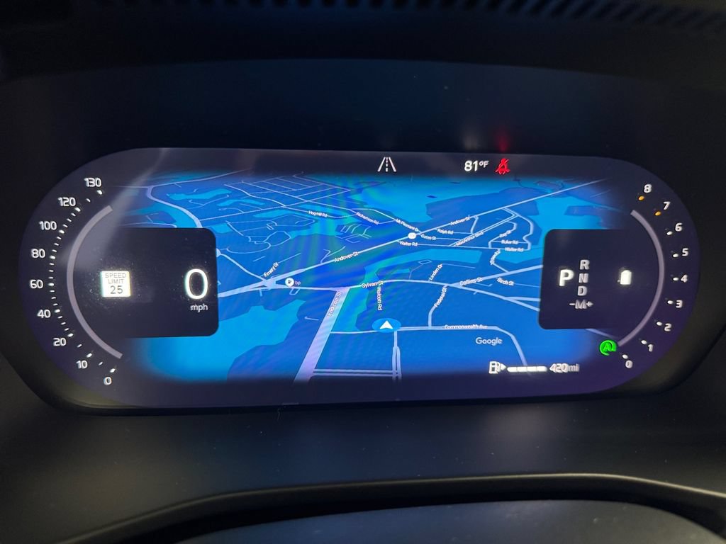 Certified 2026 Volvo XC40 B5 Plus AWD/4WD image 22