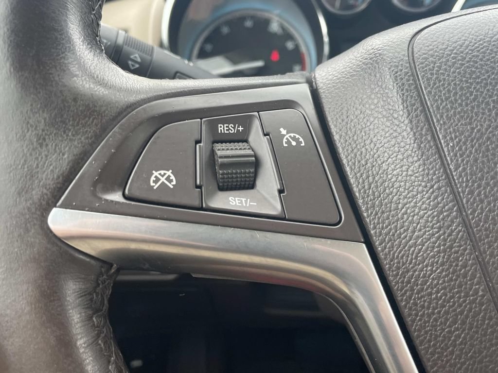Used 2012 Buick Verano FWD image 24