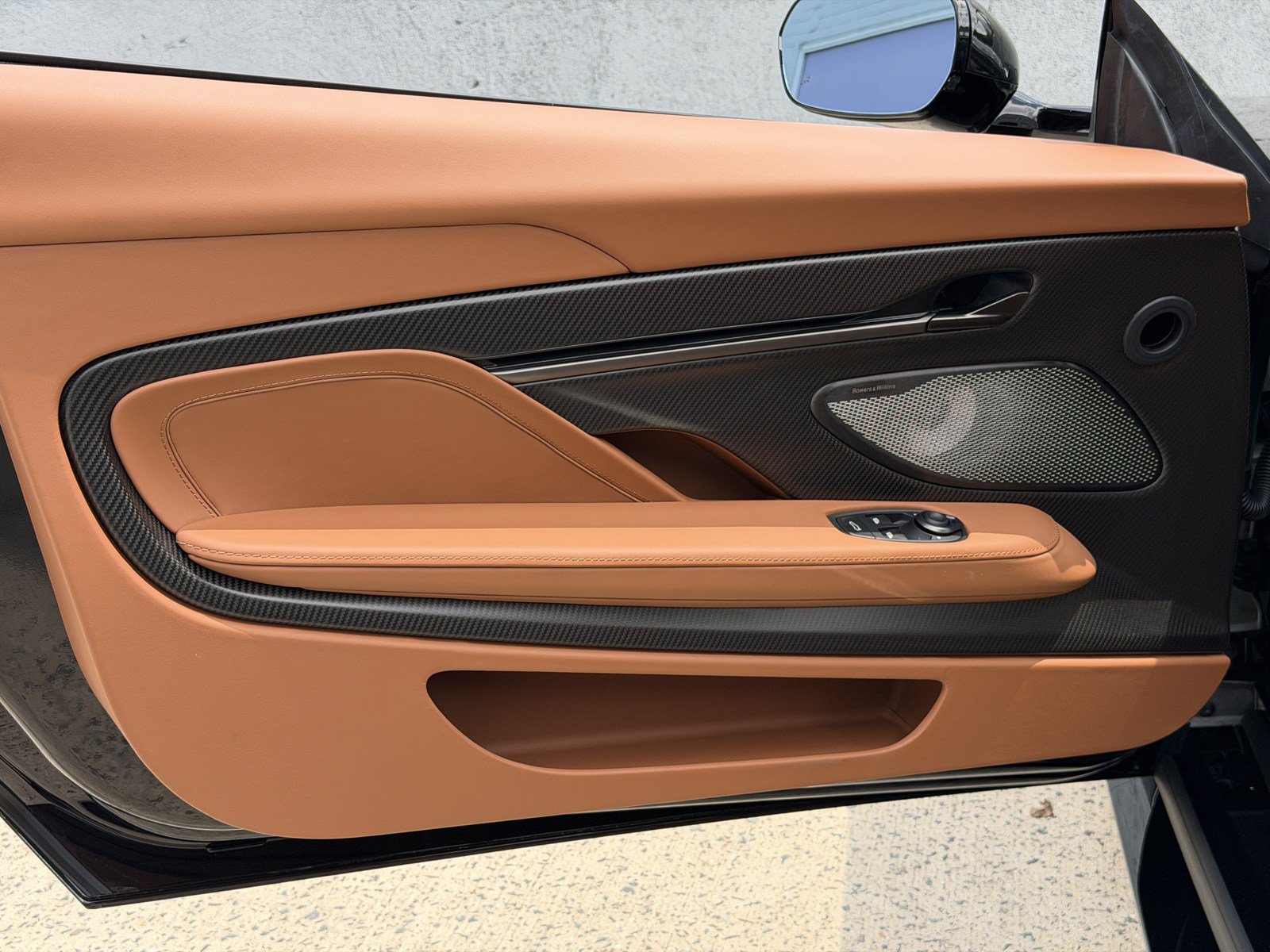 New 2026 Aston Martin Vanquish RWD image 23