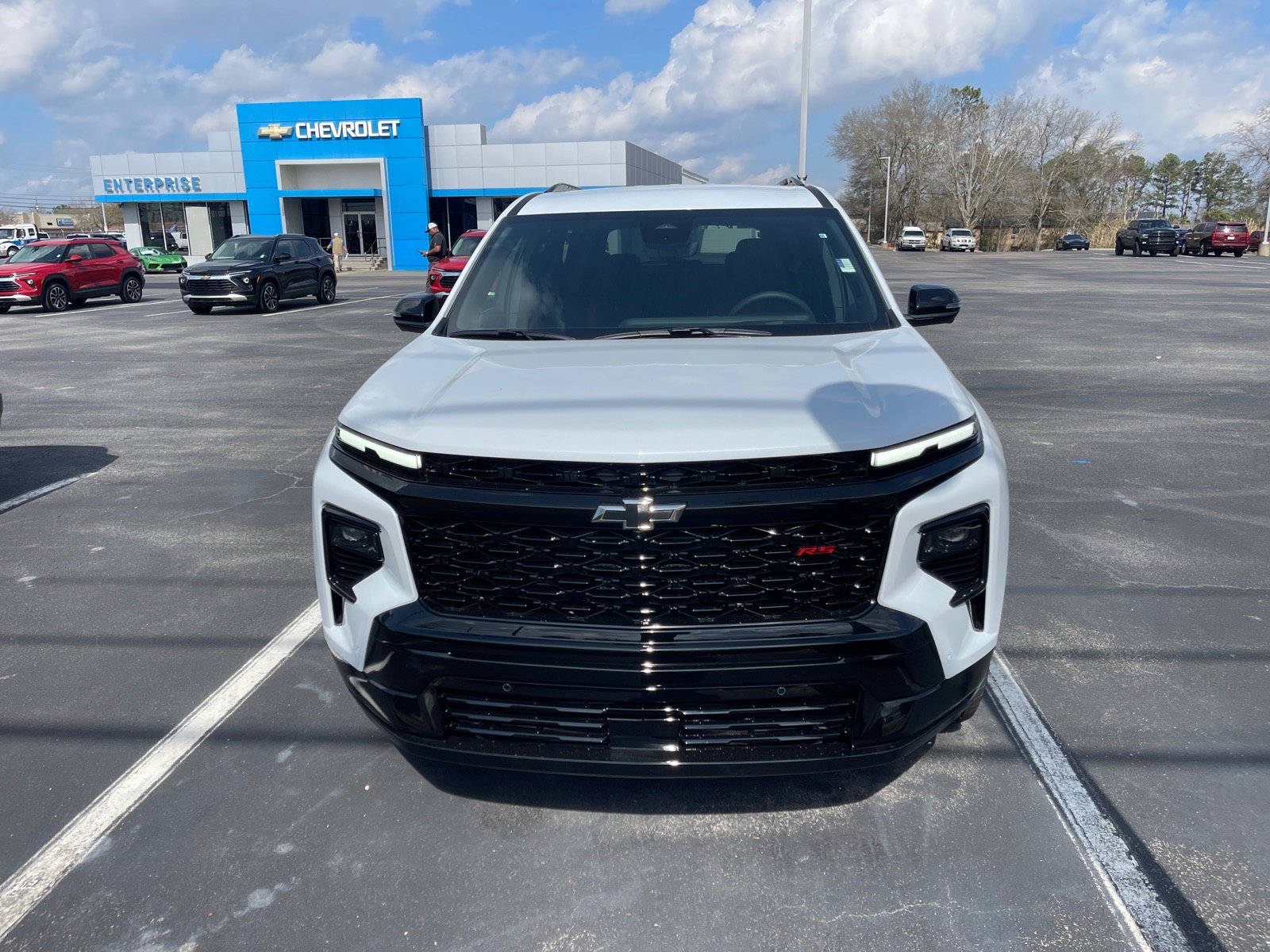New 2026 Chevrolet Traverse RS FWD image 2