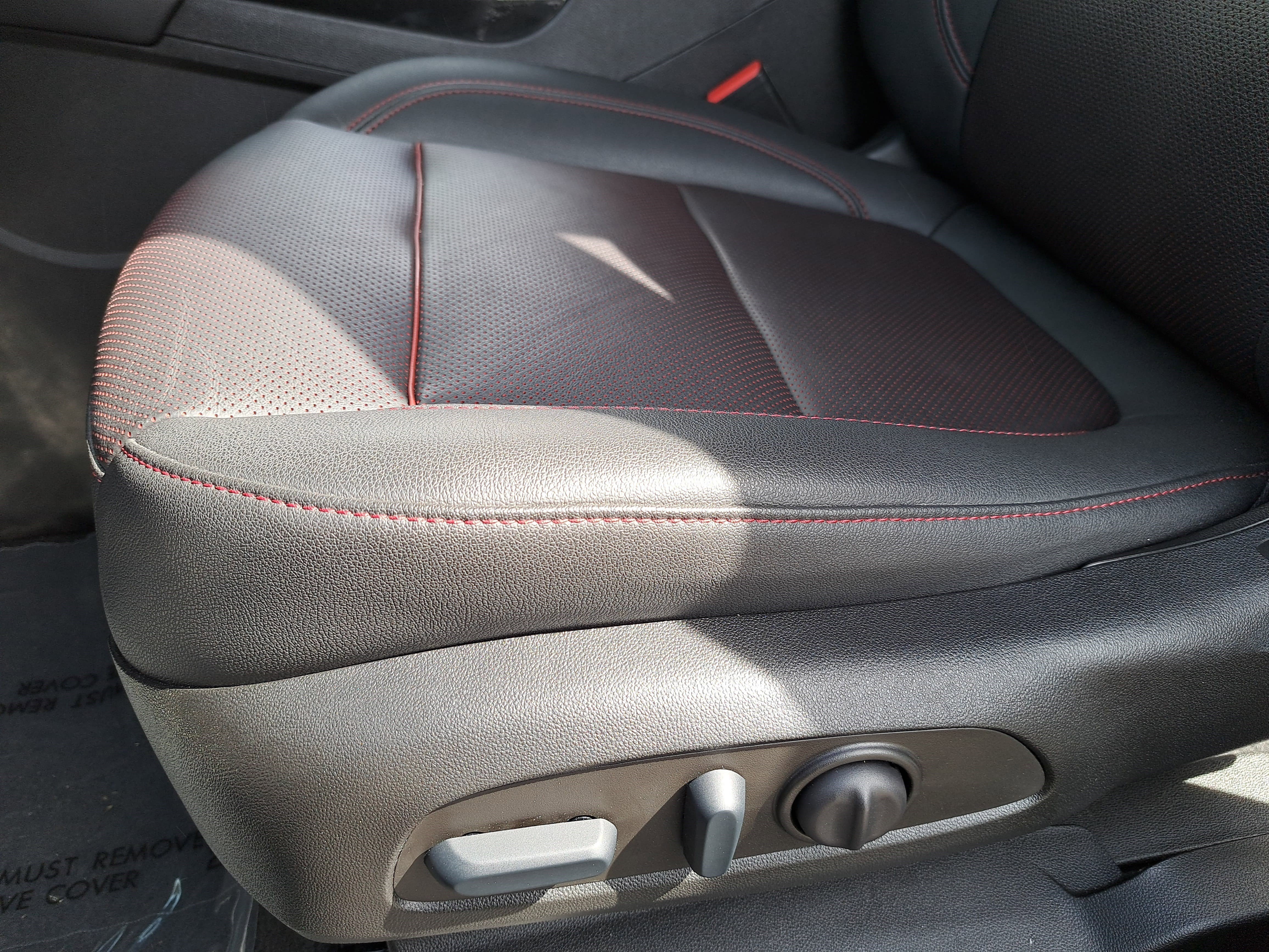 Used 2023 Chevrolet Blazer RS w/ Enhanced Convenience Package image 27