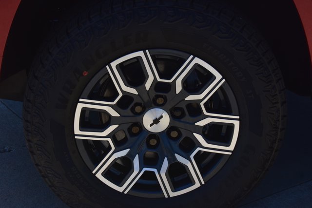 New 2026 Chevrolet Colorado Z71 w/ Technology Package AWD/4WD image 10