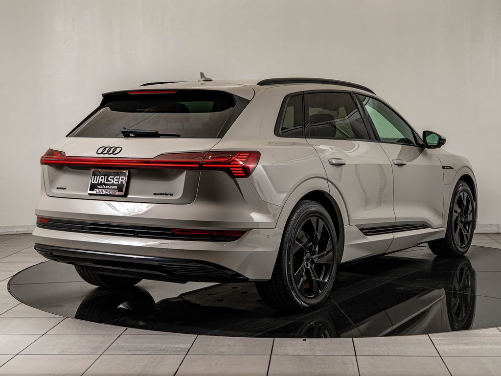 Used 2021 Audi e-tron Premium w/ Convenience Plus Package AWD/4WD image 10