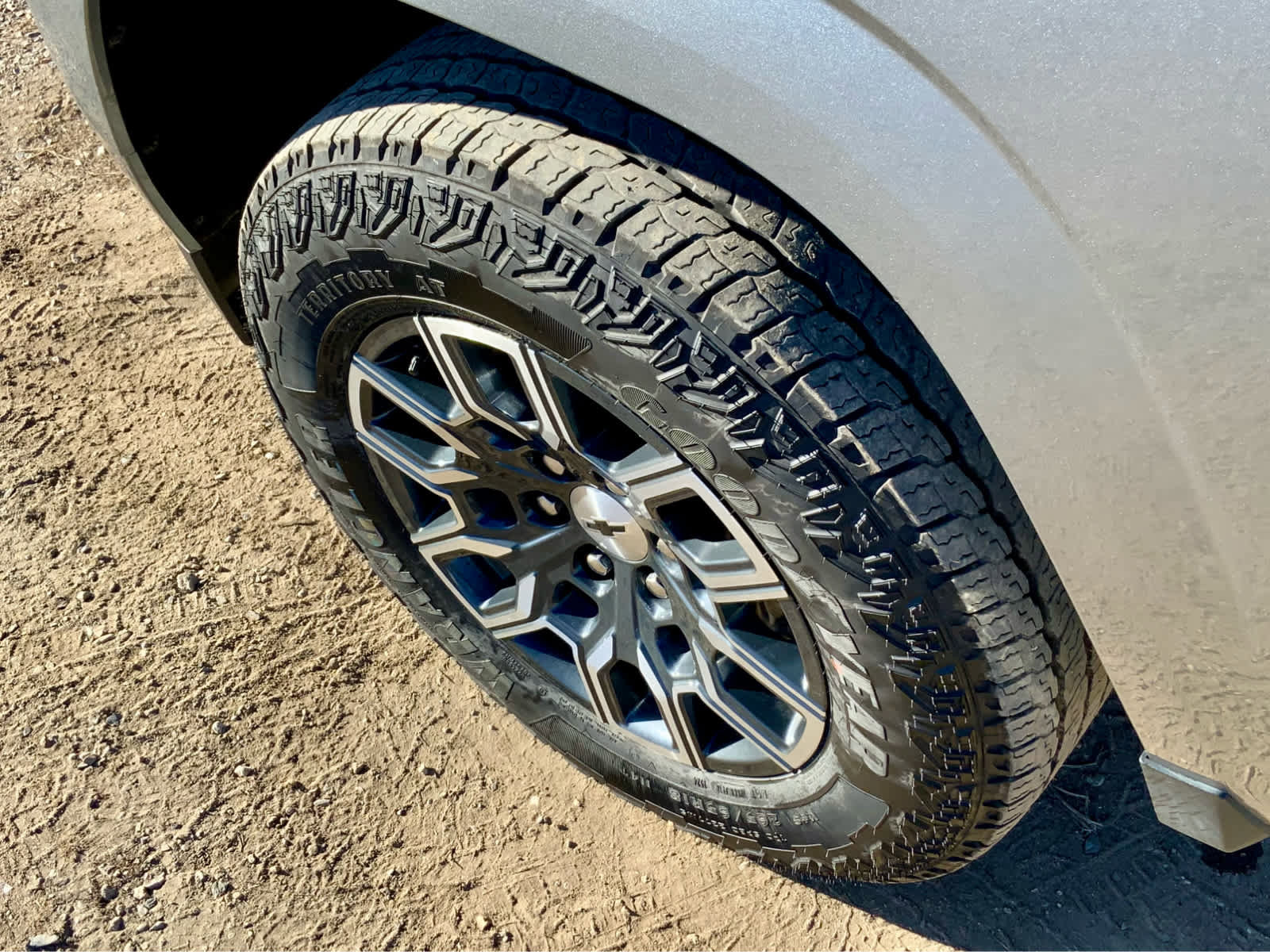 Used 2024 Chevrolet Colorado Z71 w/ Z71 Convenience Package 2 image 20