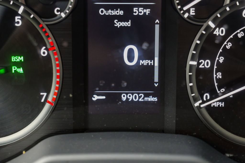 Used 2023 Lexus GX 460 Premium w/ Premium Plus Package AWD/4WD image 47