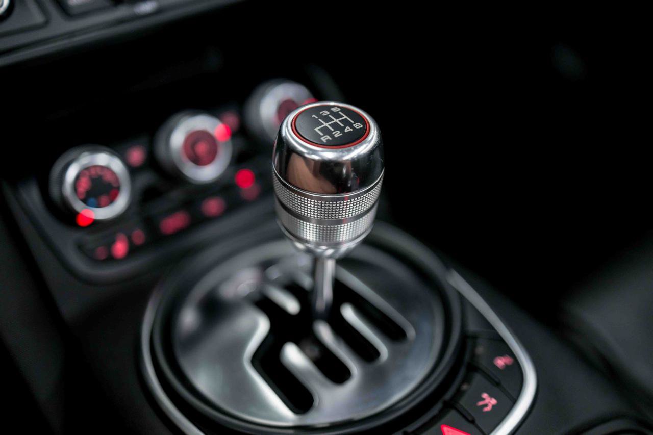 Used 2011 Audi R8 V10 AWD/4WD image 58