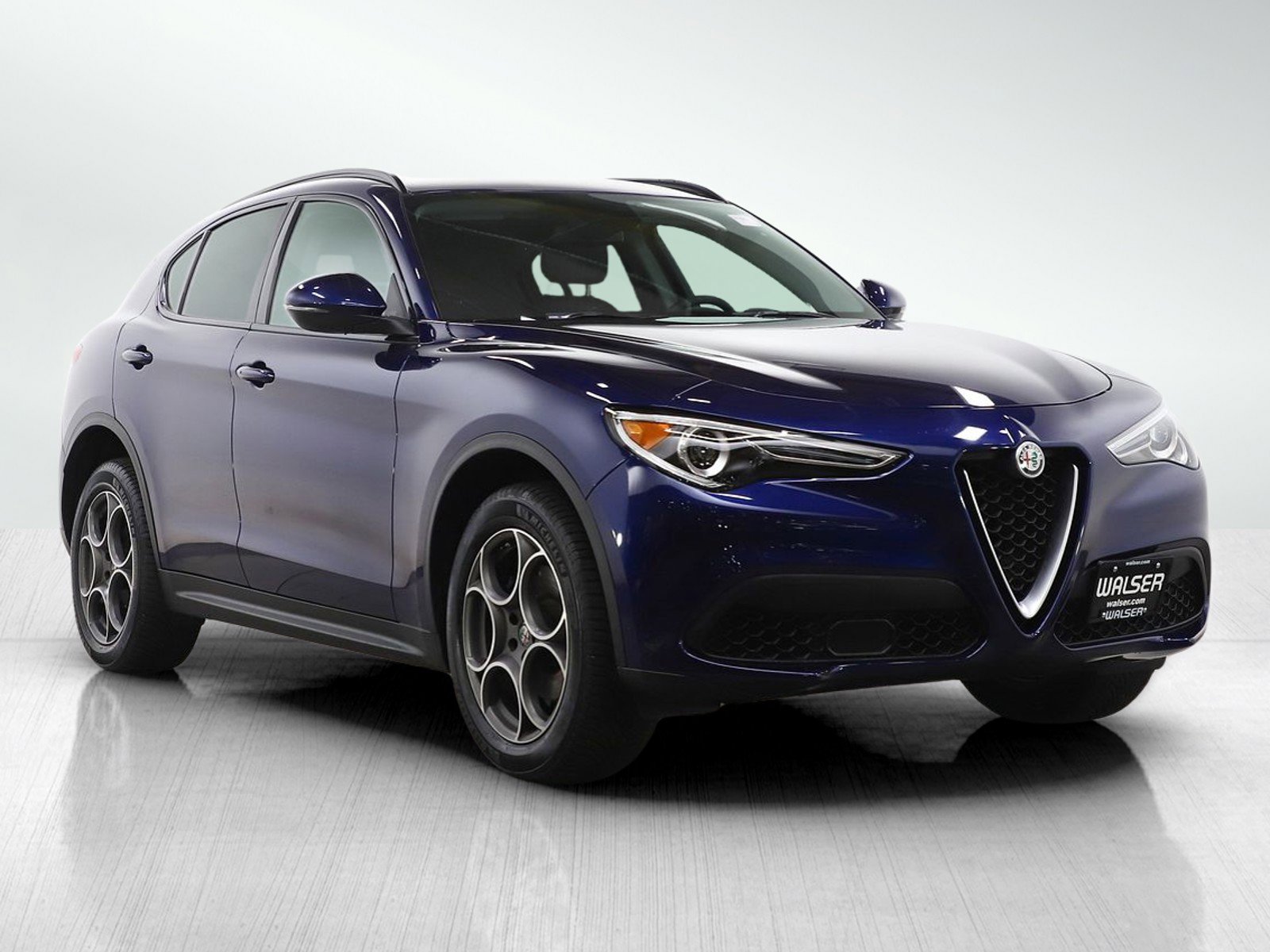 Used 2018 Alfa Romeo Stelvio Sport w/ Quick Order Package 22J Sport image 7