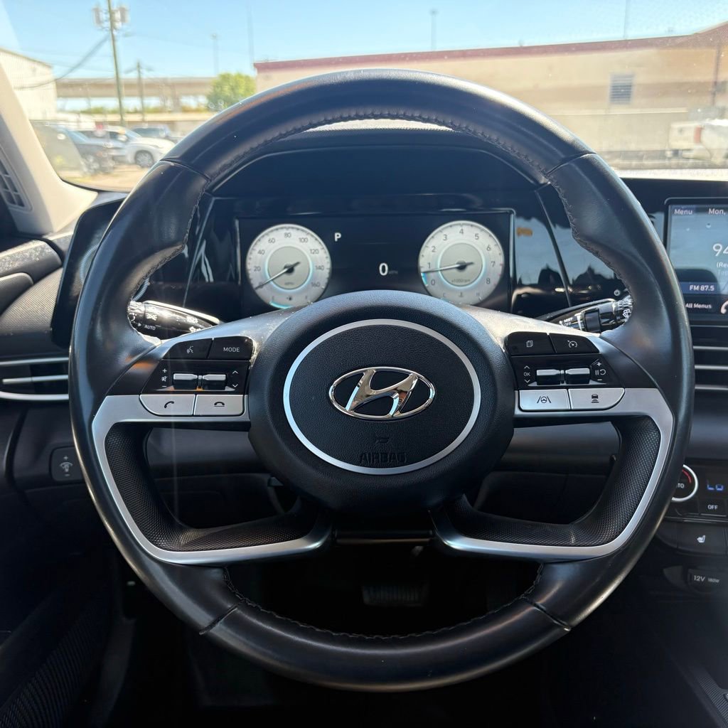 Used 2022 Hyundai Elantra SEL w/ Convenience Package image 19