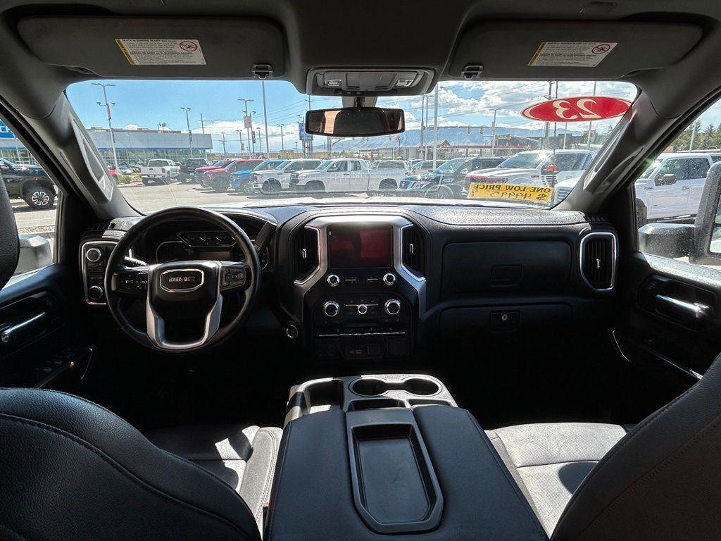 Used 2023 GMC Sierra 3500 SLT image 32