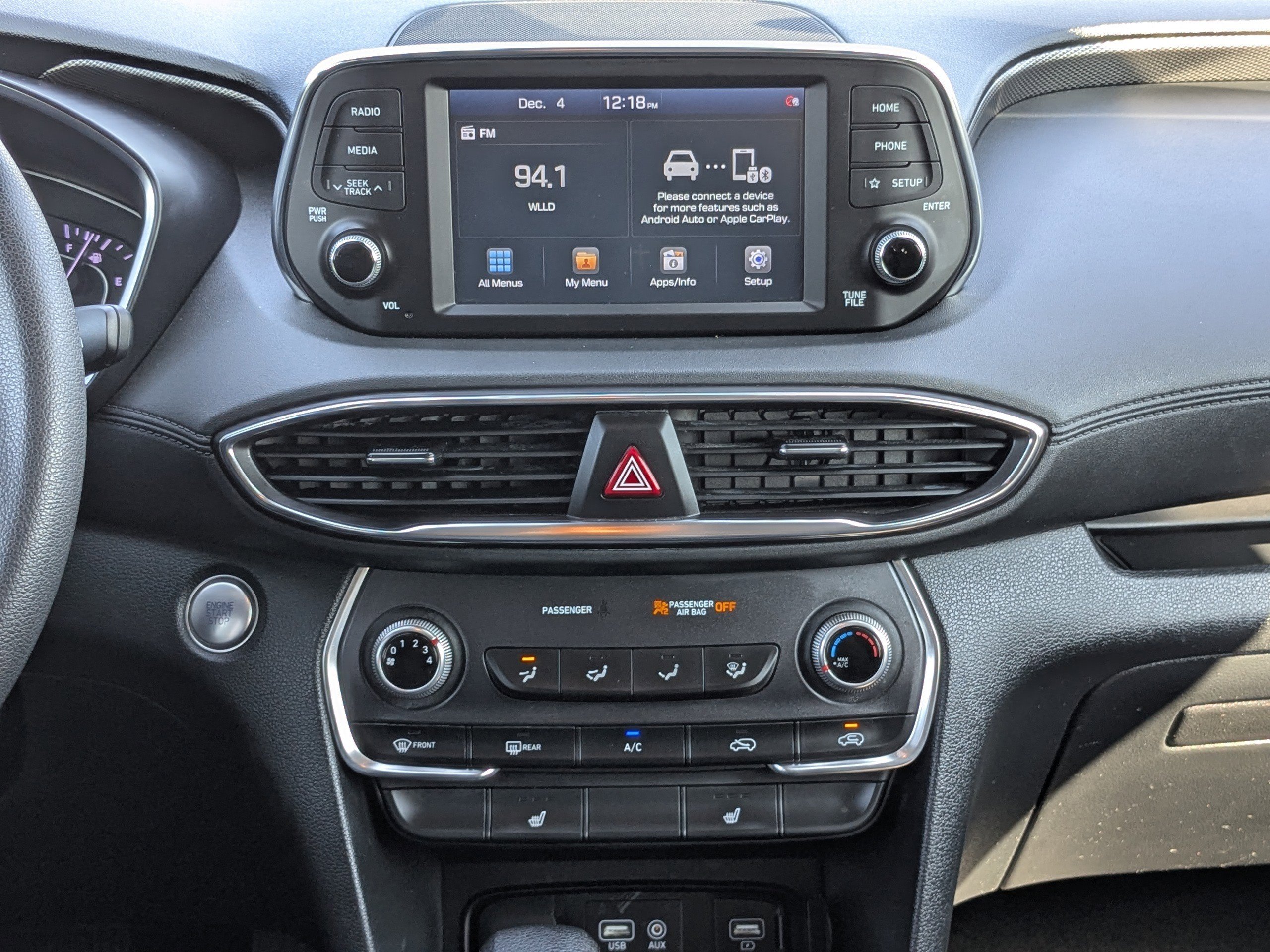 Used 2020 Hyundai Santa Fe SEL w/ Cargo Package image 18