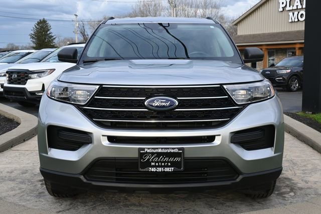 Used 2020 Ford Explorer XLT w/ Comfort Package AWD/4WD image 2