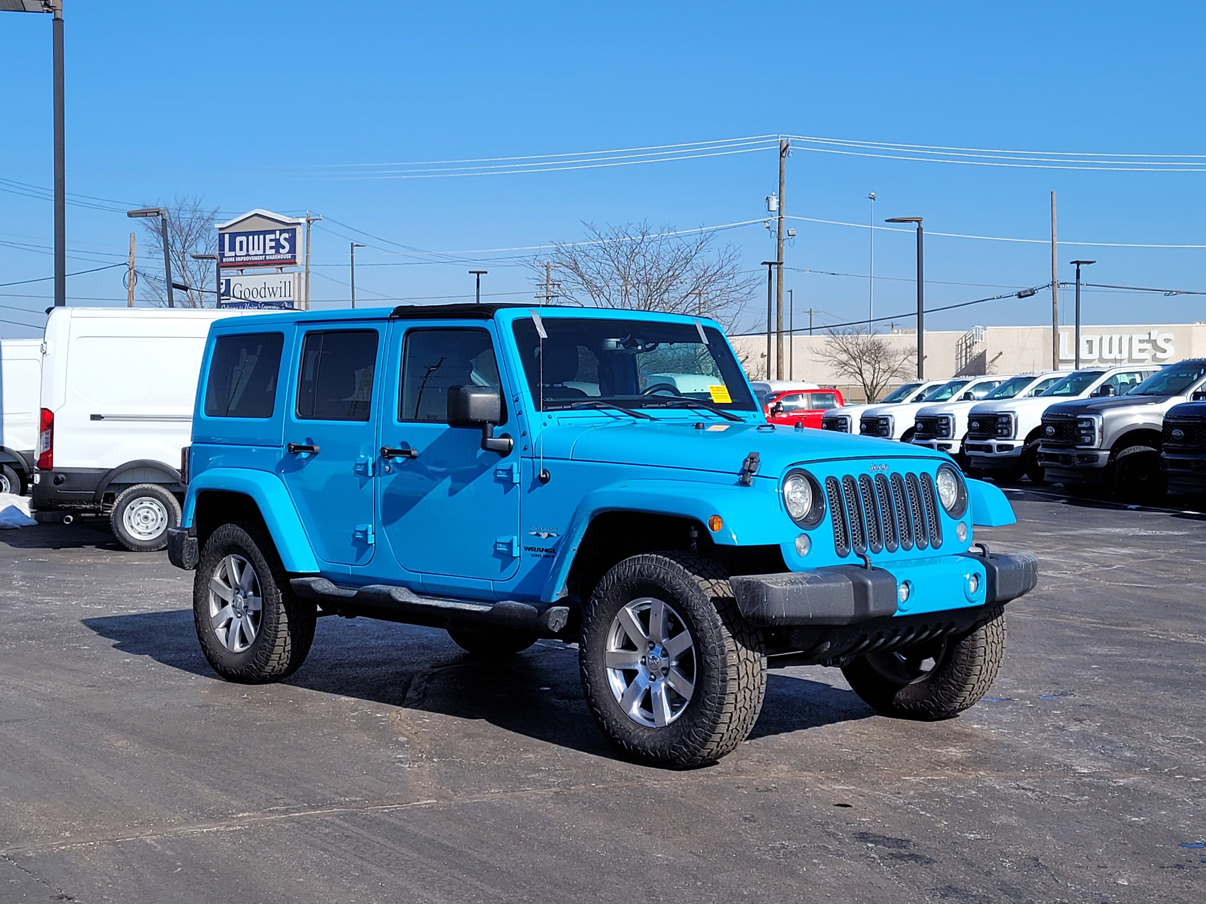 Used 2017 Jeep Wrangler Unlimited Sahara w/ Connectivity Group image 1