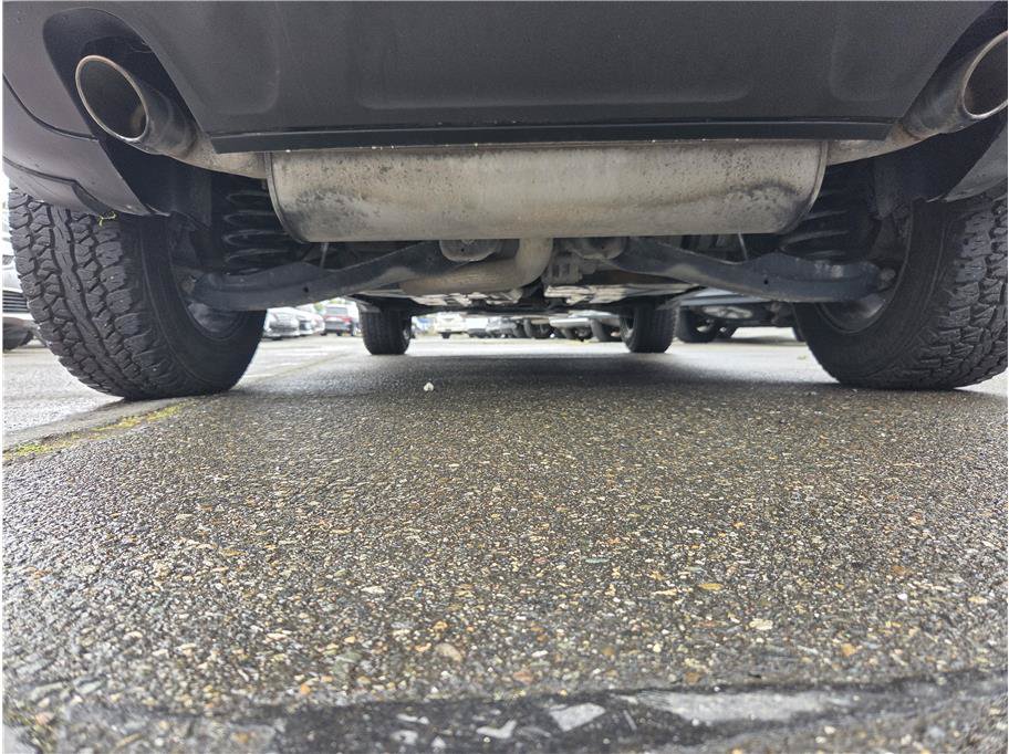 Used 2018 Jeep Cherokee Trailhawk AWD/4WD image 34