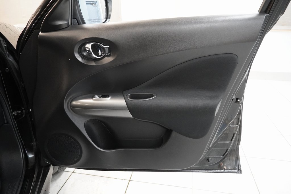 Used 2016 Nissan Juke S image 30