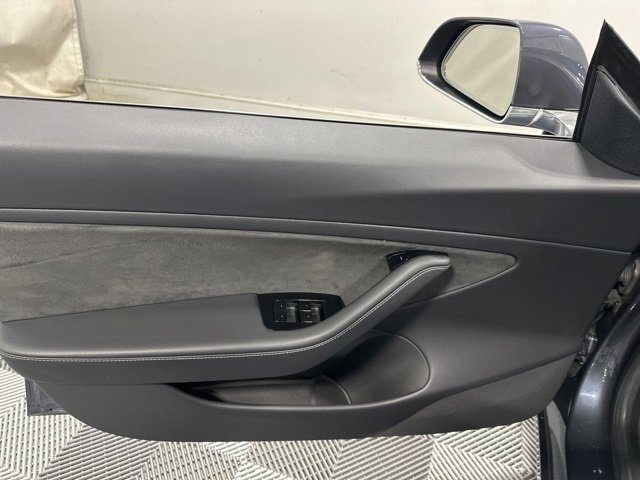 Used 2020 Tesla Model 3 Performance image 21