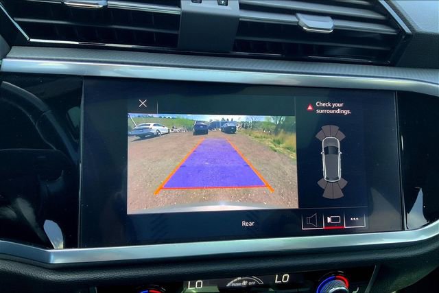 Used 2021 Audi Q3 2.0T Premium image 24