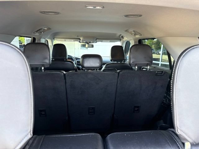 Used 2022 Ford Explorer Limited w/ Equipment Group 301A AWD/4WD image 18