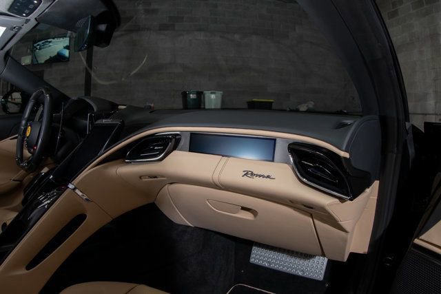 Used 2021 Ferrari Roma image 20