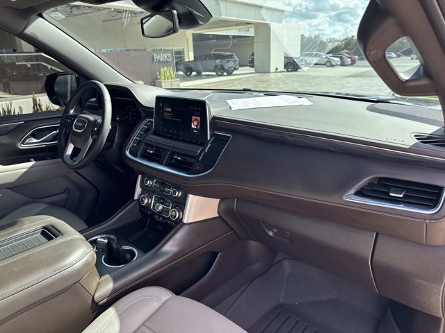 Used 2024 GMC Yukon XL SLT image 22