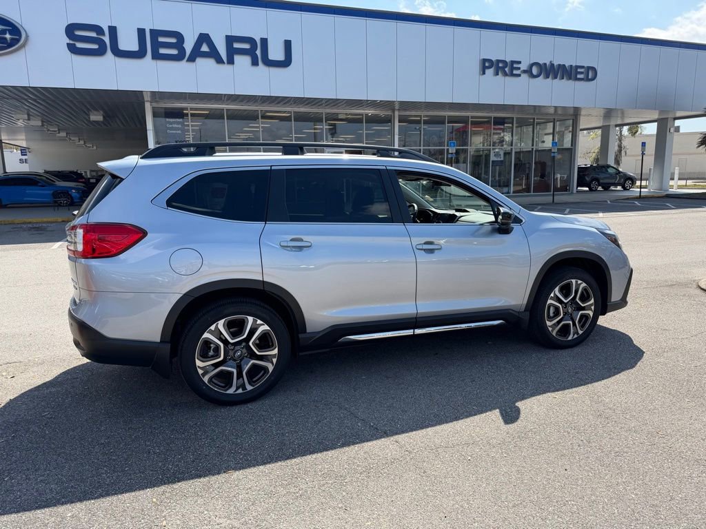 Used 2025 Subaru Ascent Limited w/ Popular Package #1 image 3