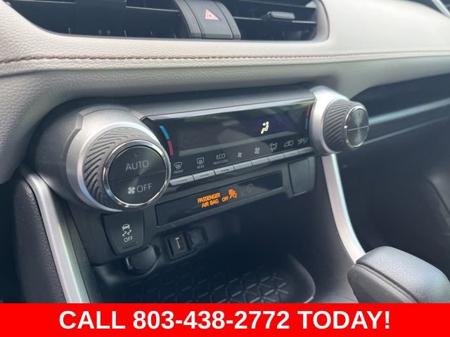 Used 2022 Toyota RAV4 XLE w/ Convenience Package AWD/4WD image 25