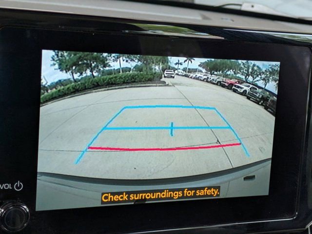 Used 2026 Toyota Corolla Cross L FWD image 20