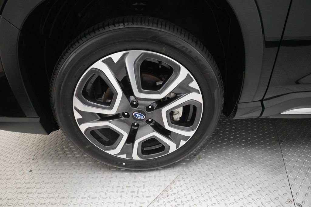 Certified 2025 Subaru Ascent Limited image 28