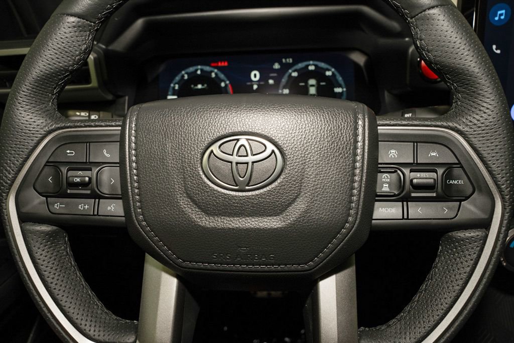 Certified 2025 Toyota Tacoma TRD Sport image 19