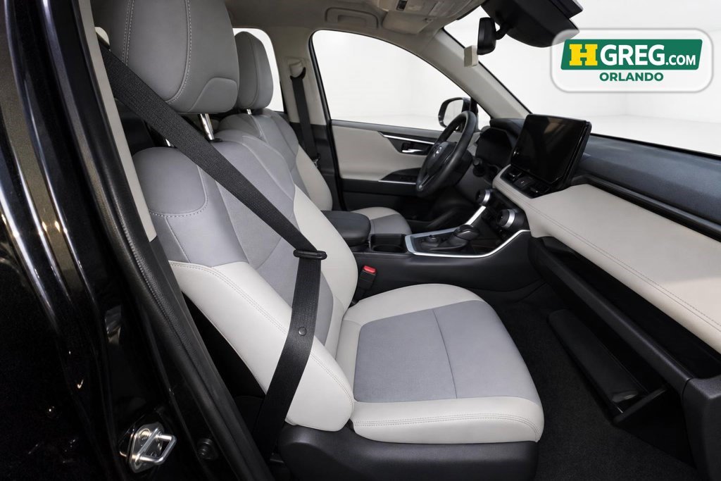 Used 2024 Toyota RAV4 Limited w/ Advanced Technology Package AWD/4WD image 10