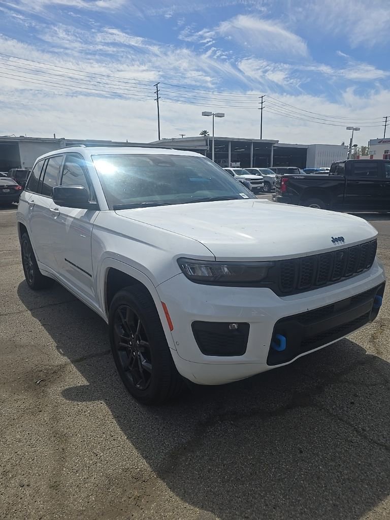 Used 2024 Jeep Grand Cherokee Limited 4xe image 2