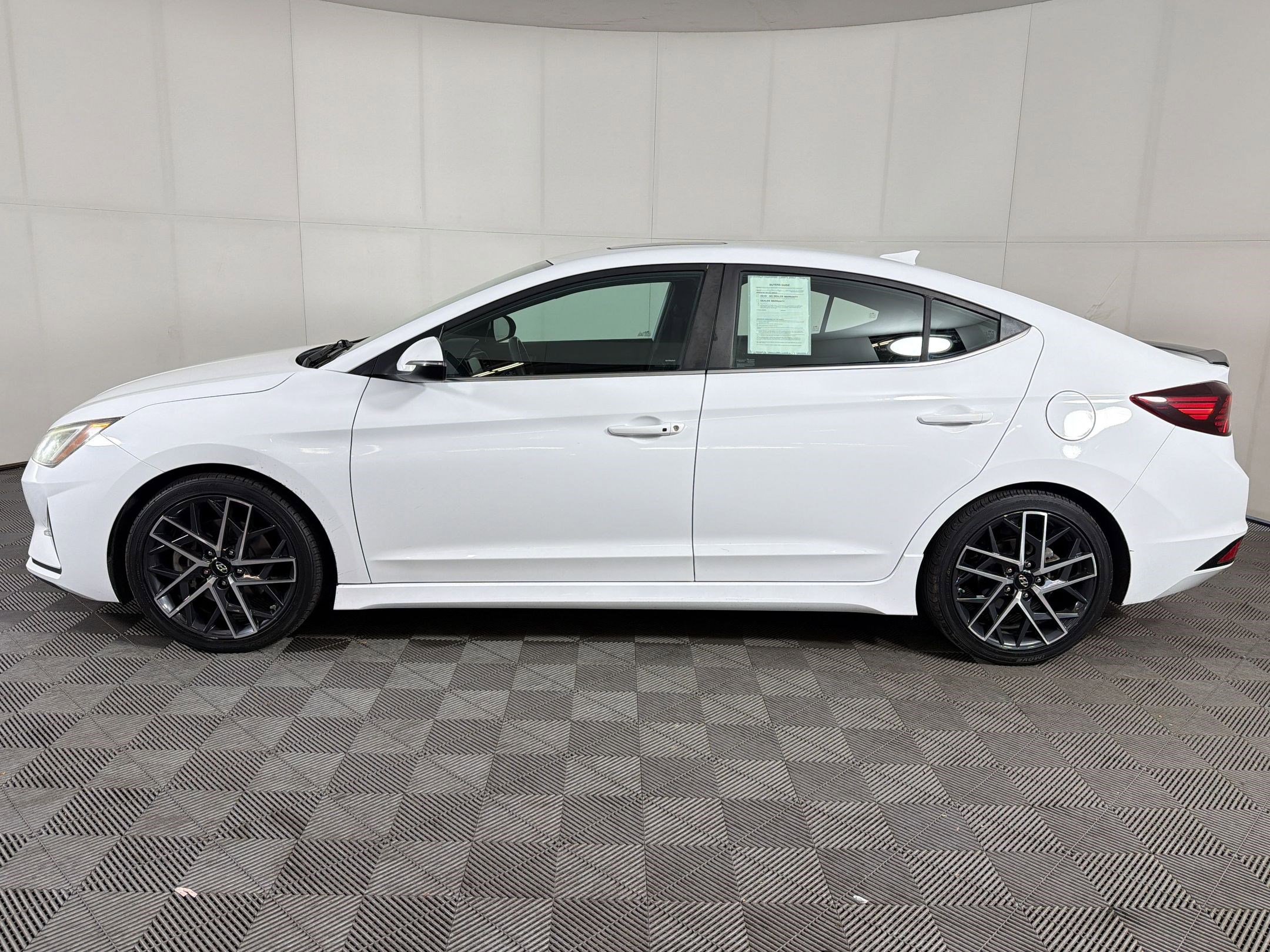 Used 2020 Hyundai Elantra Sport w/ Premium Package 02 image 2
